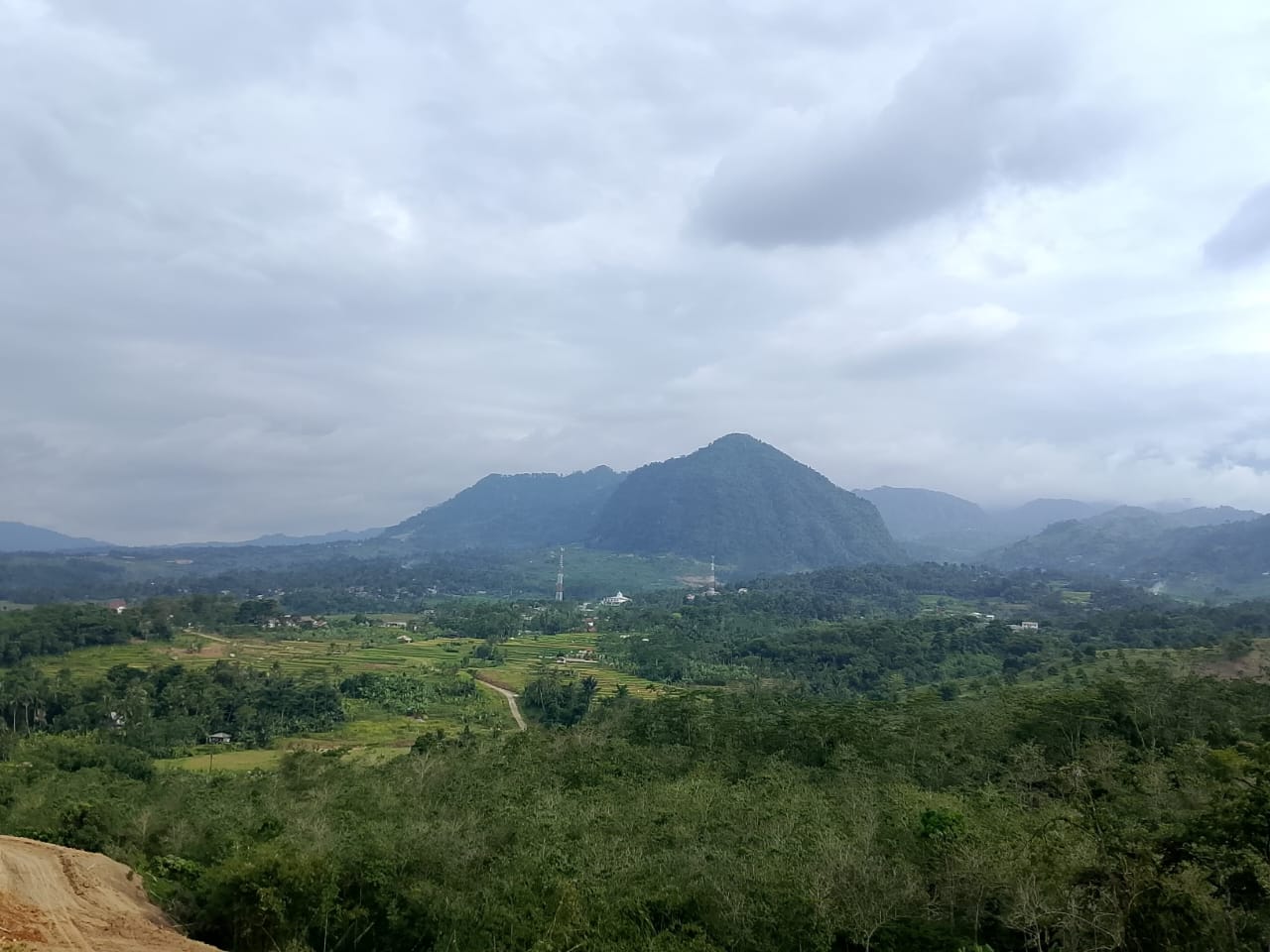 Pemandangan indah properti Alfatih Properti di Puncak Dua Bogor